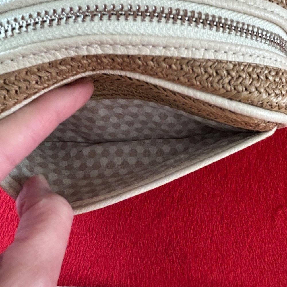 BRIGHTON STRAW ROSIE WHITE CAMERA BAG CELL PHONE CROSSBODY EUC - Picture 6 of 12